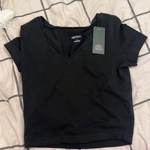 v neck crop top